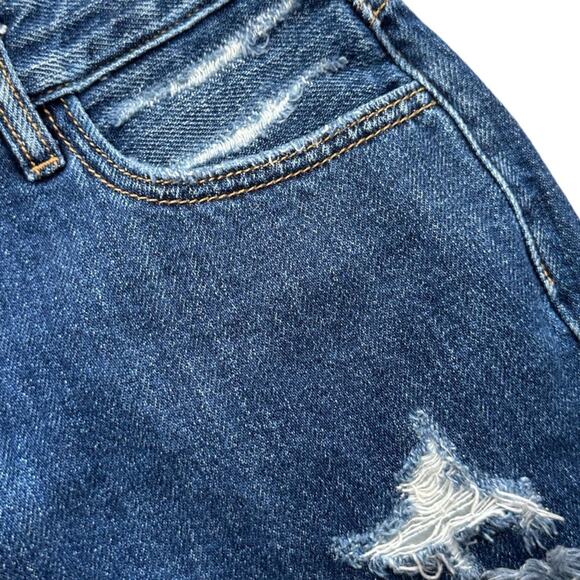 KanCan Signature Ultra High Rise Distressed Size Small  28” waist - Picture 2 of 6